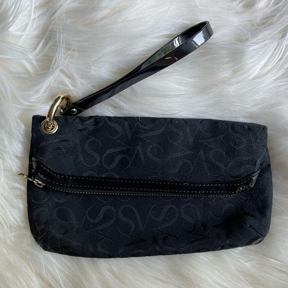 Simply Vera Vera Wang Black Wristlet Clutch
